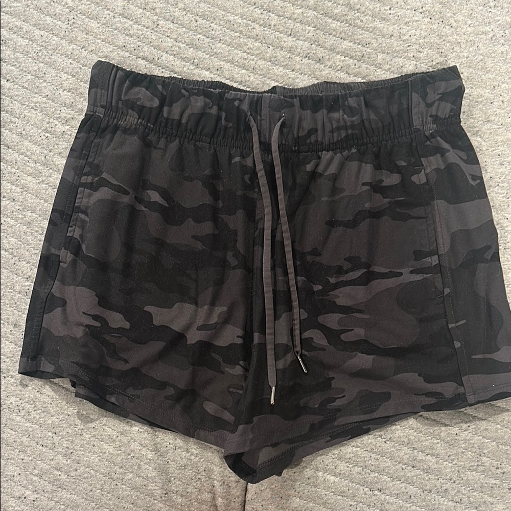 Women's Camo Shorts